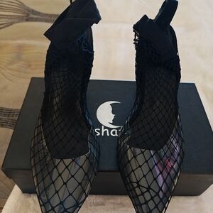 Elegant Black Mesh Women's Shoes
